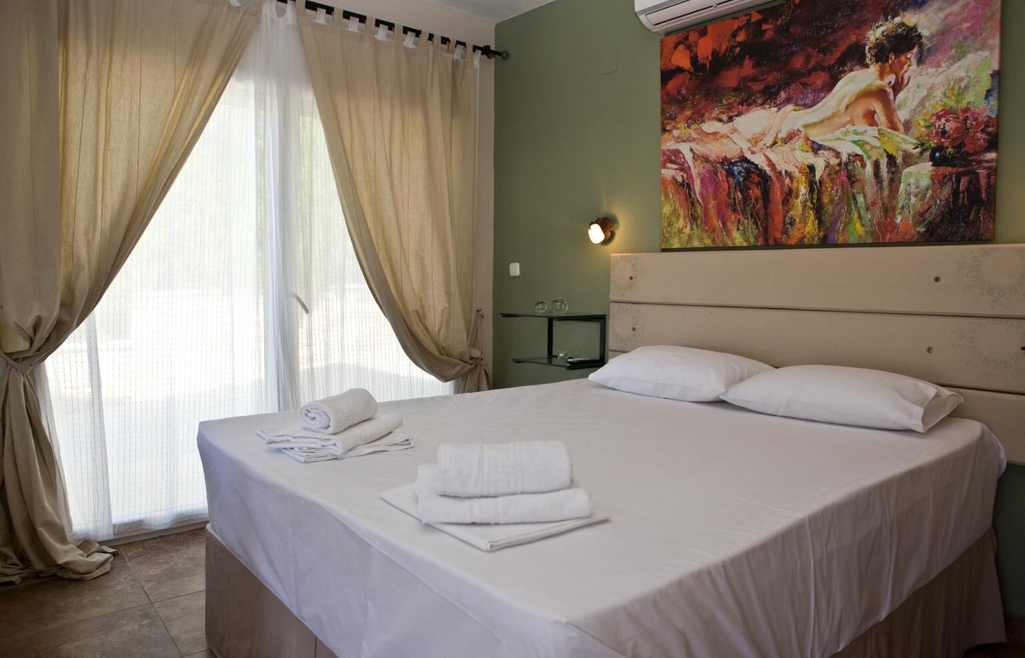 Axion Esti Apartments Skopelos Zimmer foto